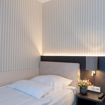 Hotel Alte Post 크레펠트 외부 사진