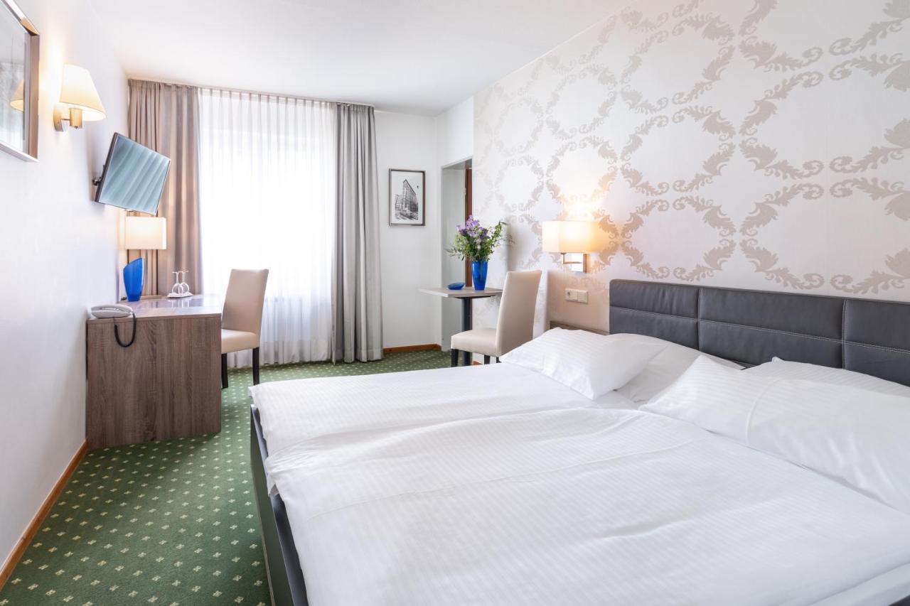 Hotel Alte Post 크레펠트 외부 사진