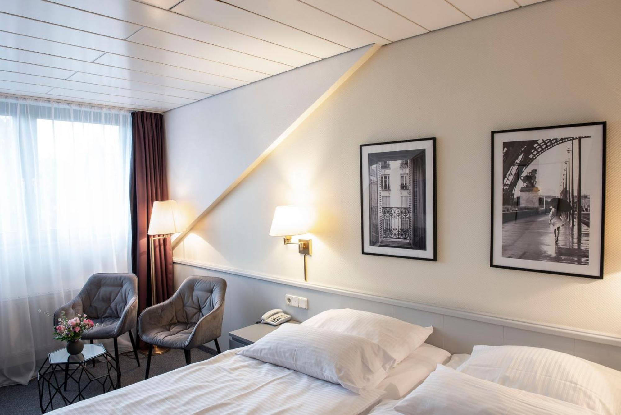Hotel Alte Post 크레펠트 외부 사진