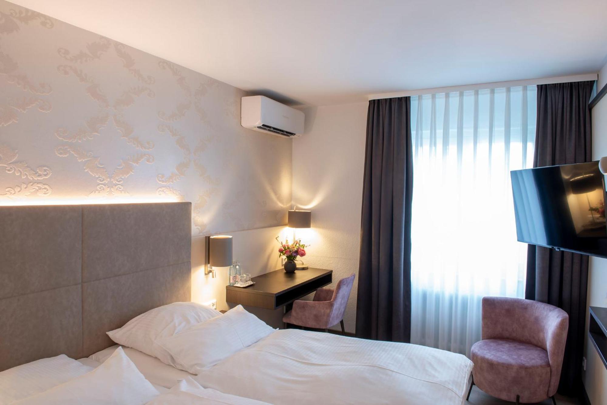 Hotel Alte Post 크레펠트 외부 사진