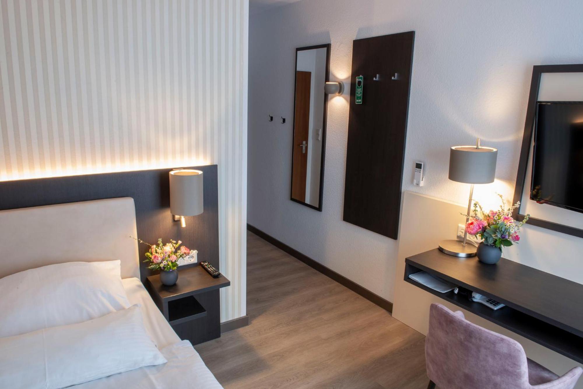 Hotel Alte Post 크레펠트 외부 사진