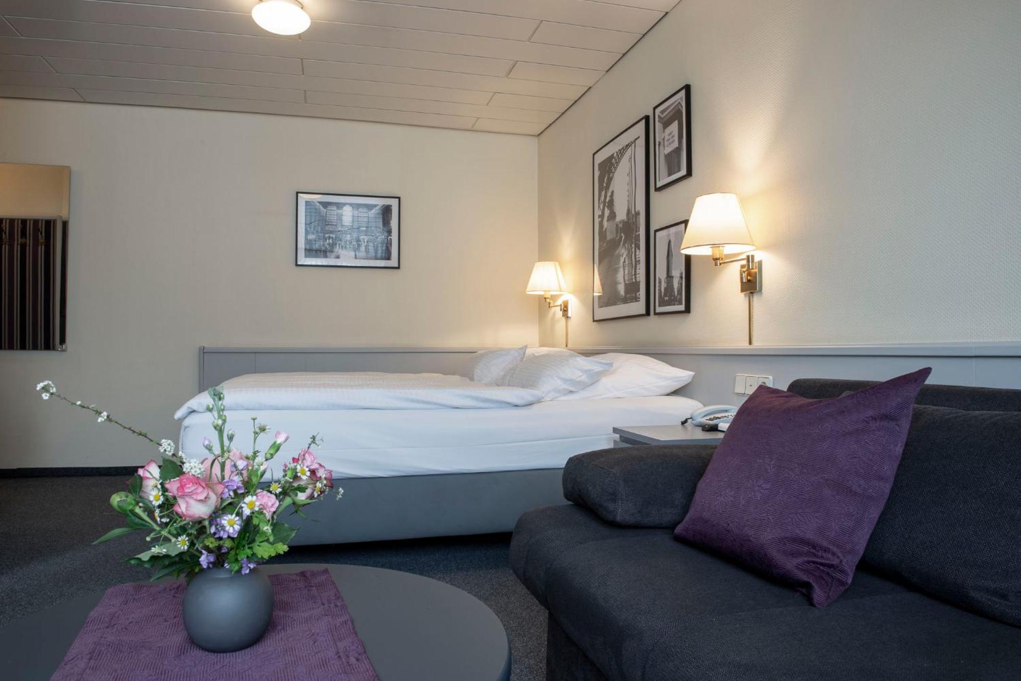Hotel Alte Post 크레펠트 외부 사진